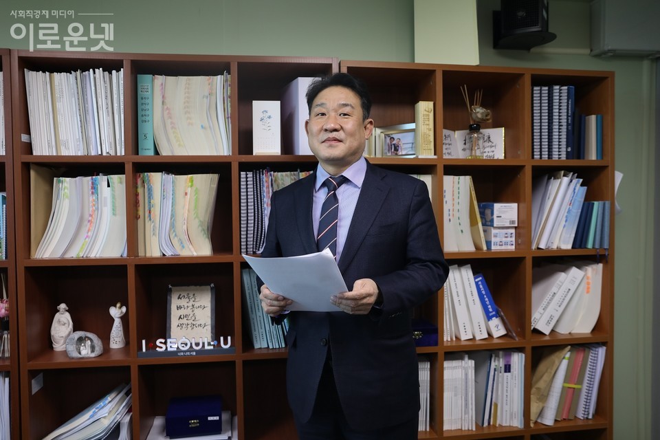 이준형 시의원은 지난 10년간 서울시 사회적경제 성과로 시민들의 인식 전환을 꼽았다./사진=진재성 기자
