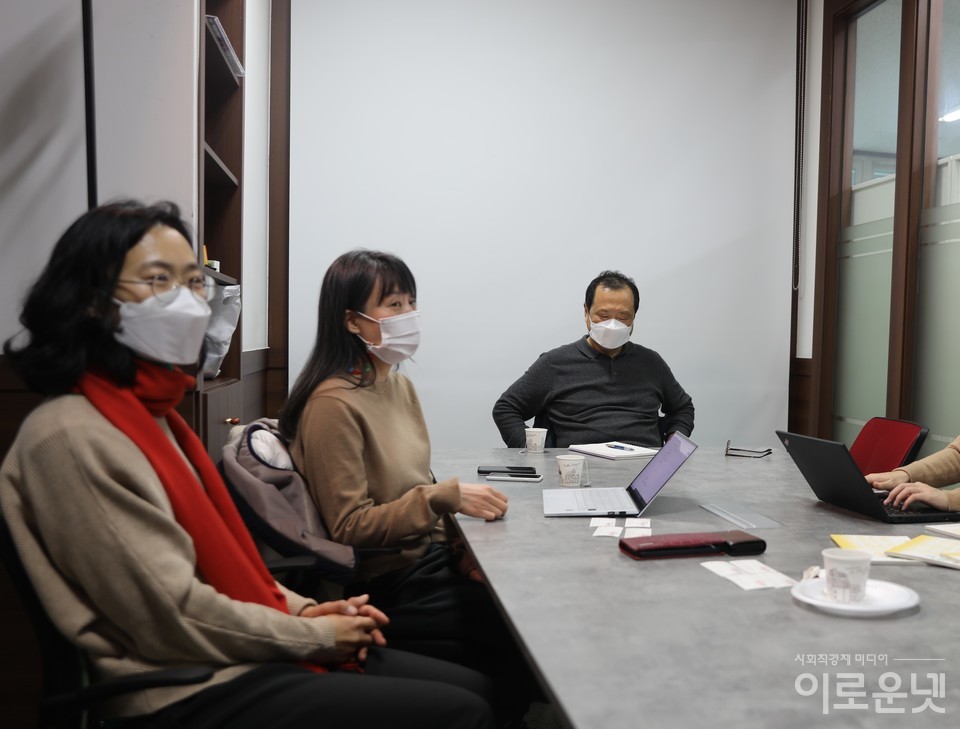지난 2월 5일, 서울 종로구에서 송위진·성지은 과학기술정책연구원 선임연구위원, 서정주 한국에자이 기업사회혁신부장을 만났다./사진=박성빈 인턴 기자