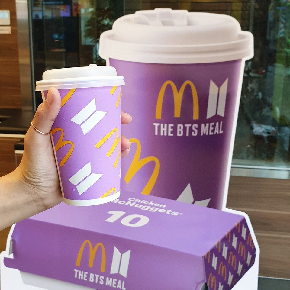 맥도날드가 출시한 보라색 BTS(방탄소년단) 세트./출처=맥도날드