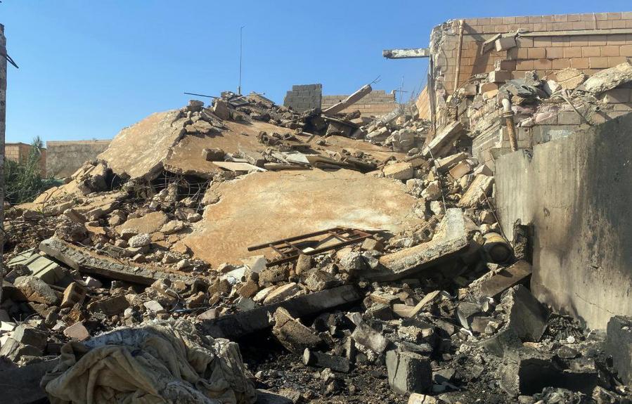 3일 이라크 안바르주에서 미군의 공격을 받아 파괴된 건물. (사진/신화통신)