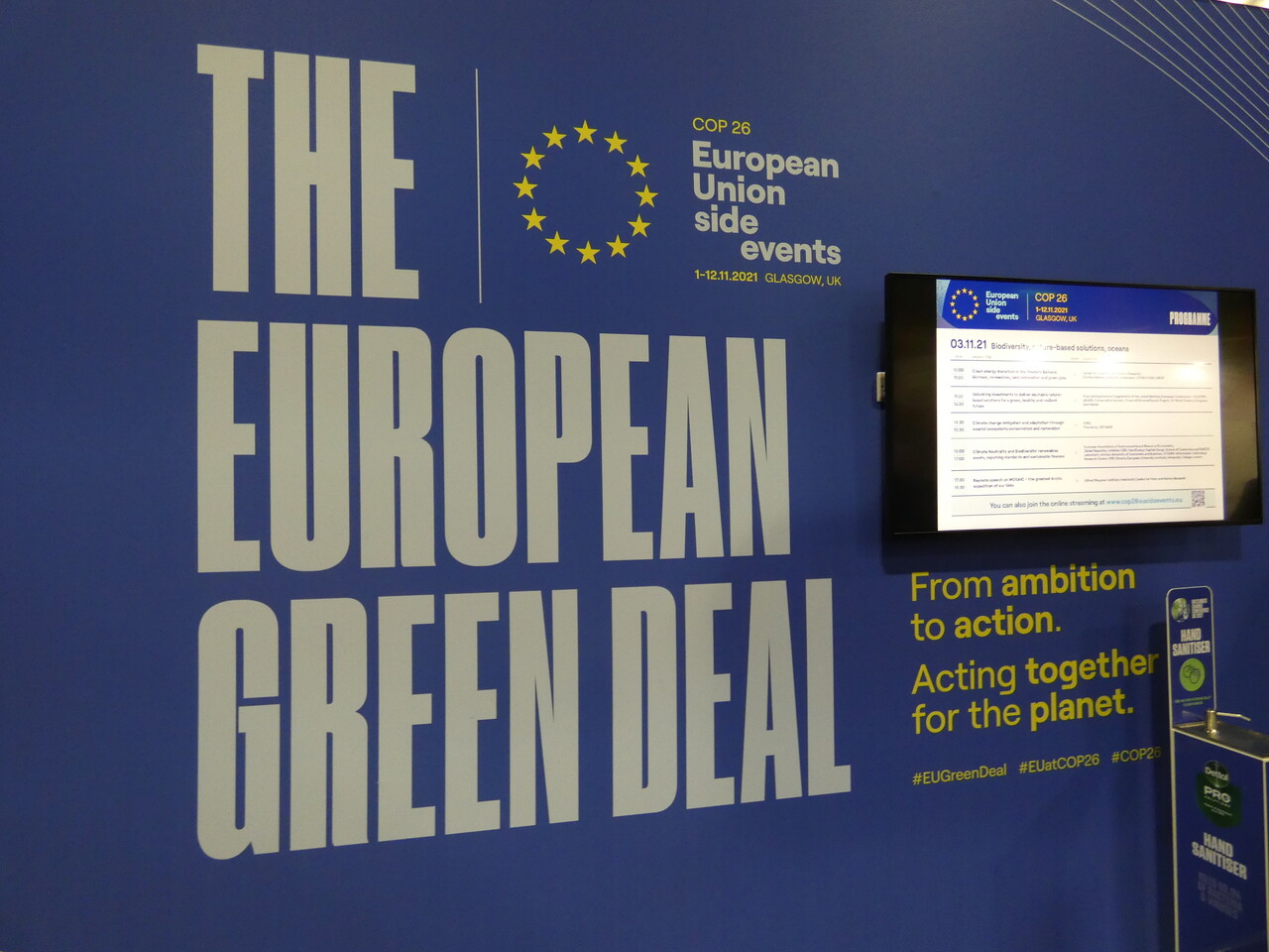 제26차 유엔 기후변화협약 당사국총회(COP26)가 열린 영국 글래스고 스코티쉬이벤트캠퍼스(SEC) 안의 유럽연합(EU) 홍보관.