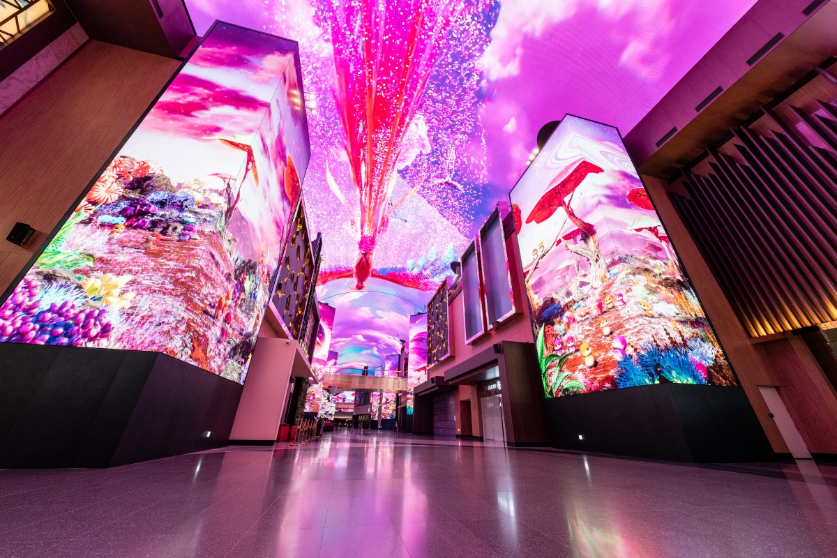  7월 1일 공개되는 오로라의 새로운 쇼 콘텐츠 ‘코즈믹 오디세이’의 티저 이미지 / 사진 = 모히건 인스파이어 제공