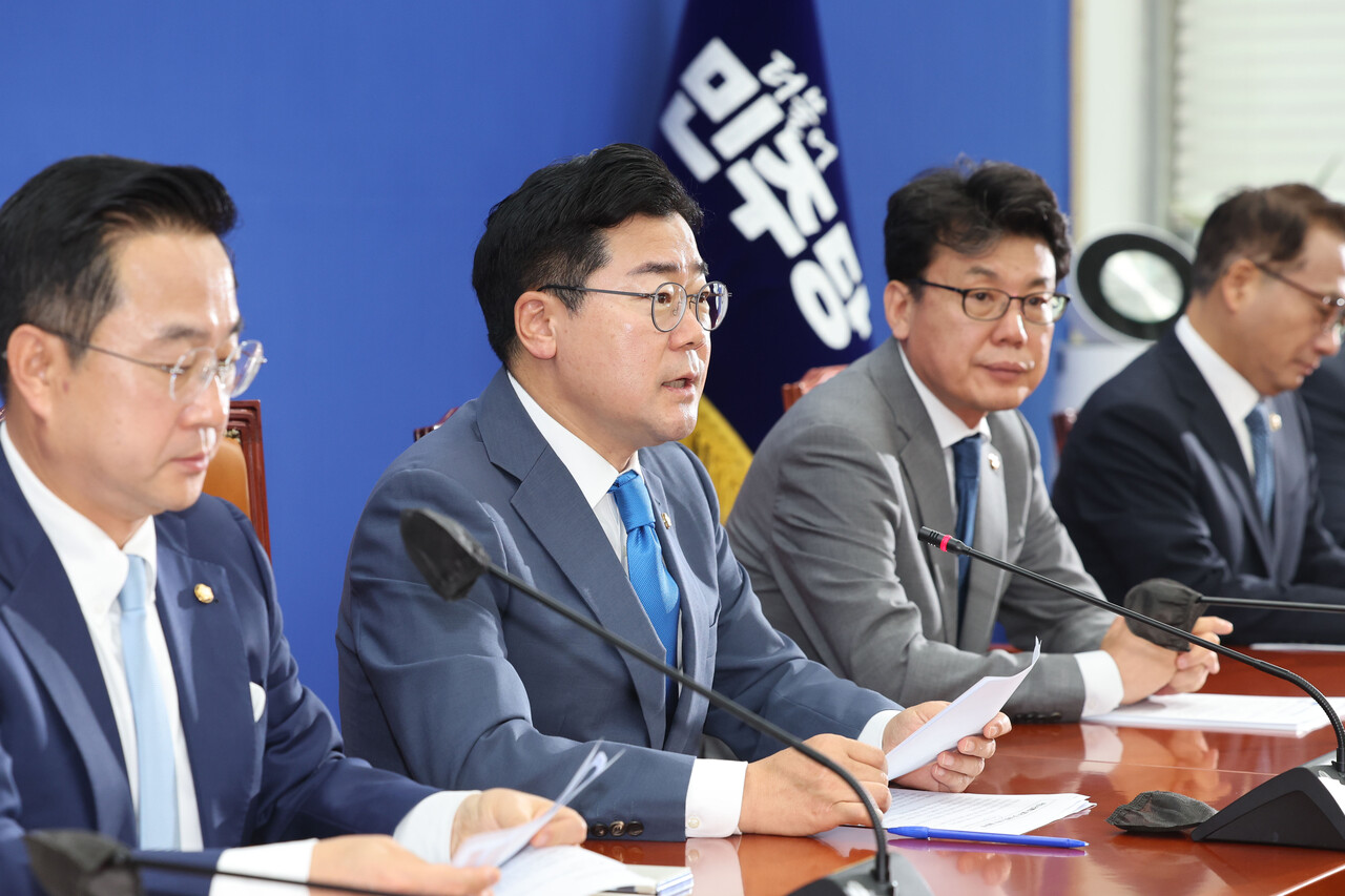 박찬대 더불어민주당 대표 권한대행 겸 원내대표가 4일 오전 서울 여의도 국회에서 열린 정책조정회의에서 발언하고 있다. 2024.07.04./뉴시스