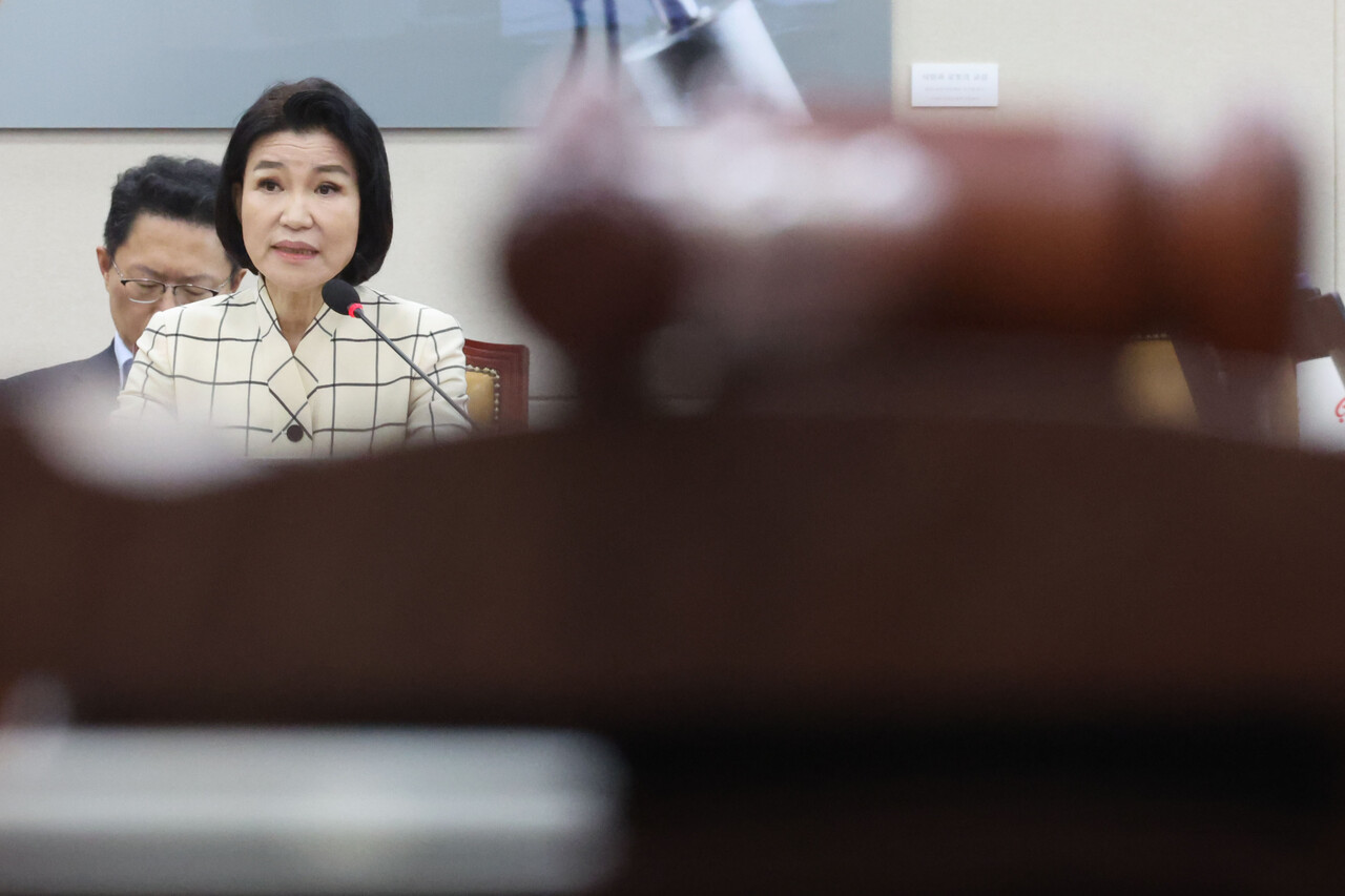 이진숙 방송통신위원장 후보자가 26일 오전 서울 여의도 국회에서 열린 과학기술정보방송통신위원회 전체회의 인사청문회에서 의원들의 질의에 답하고 있다./사진=뉴시스
