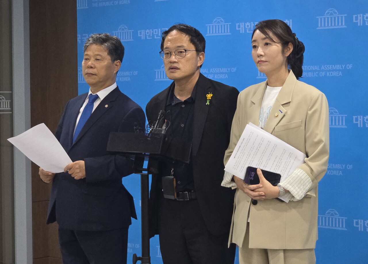 더불어민주당 의료대란대책특별위원회가 6일 국회 소통관서 긴급 기자회견을 열어 여야의정 협의체에 대해 발언했다. 2024.09.06/사진=조은결 기자