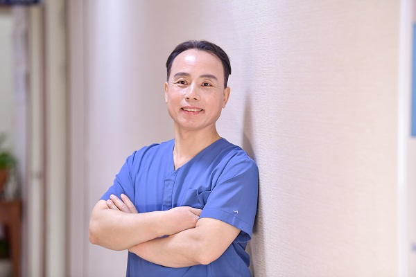 사진 일산 한솔학문외과 이종근 대표원장
