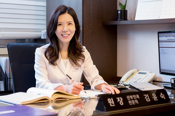 사진=잠실 김윤숙산부인과 김윤숙 대표원장
