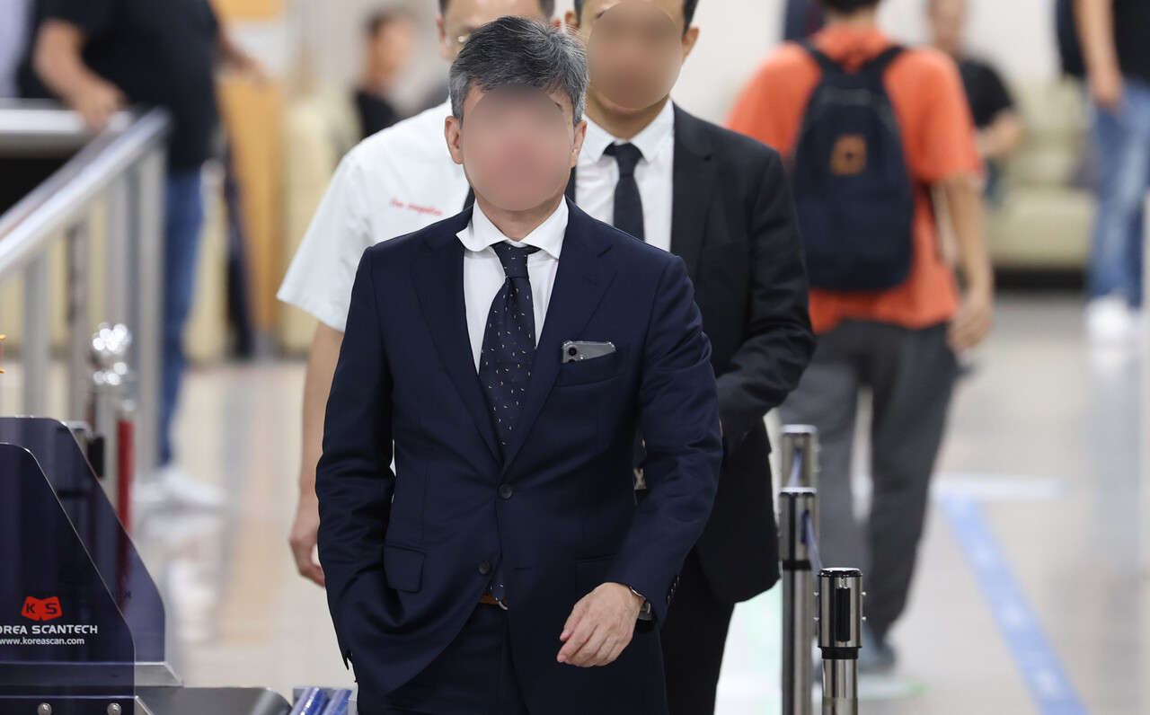 이종호 전 블랙펄인베스트 대표가 12일 오후 서울 서초구 서울고등법원에서 '도이치모터스 주가조작 의혹'과 관련 항소심 선고공판에 출석하고 있다./사진=뉴시스