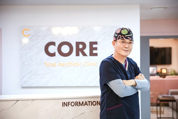 사진 코아의원 이성원 대표원장