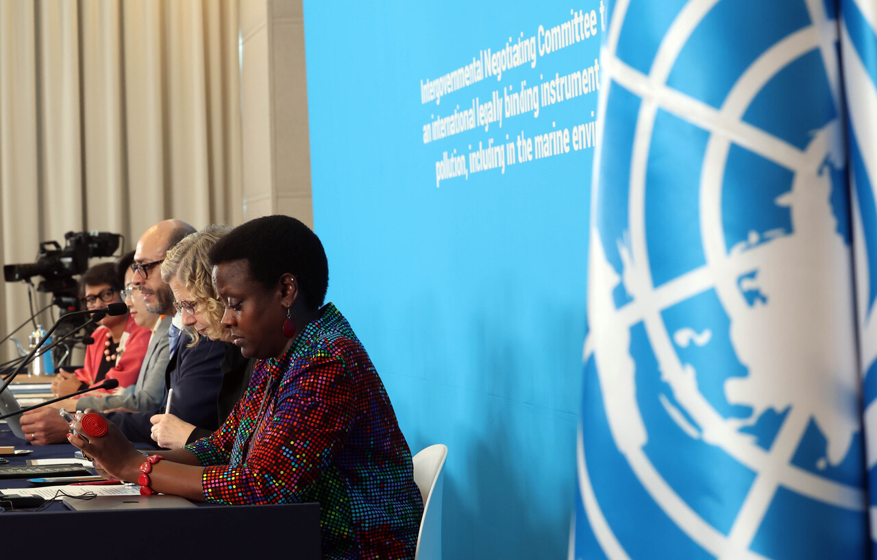 부산 플라스틱 협약 11월 25일 개막식 기자간담회 / 사진=뉴시스