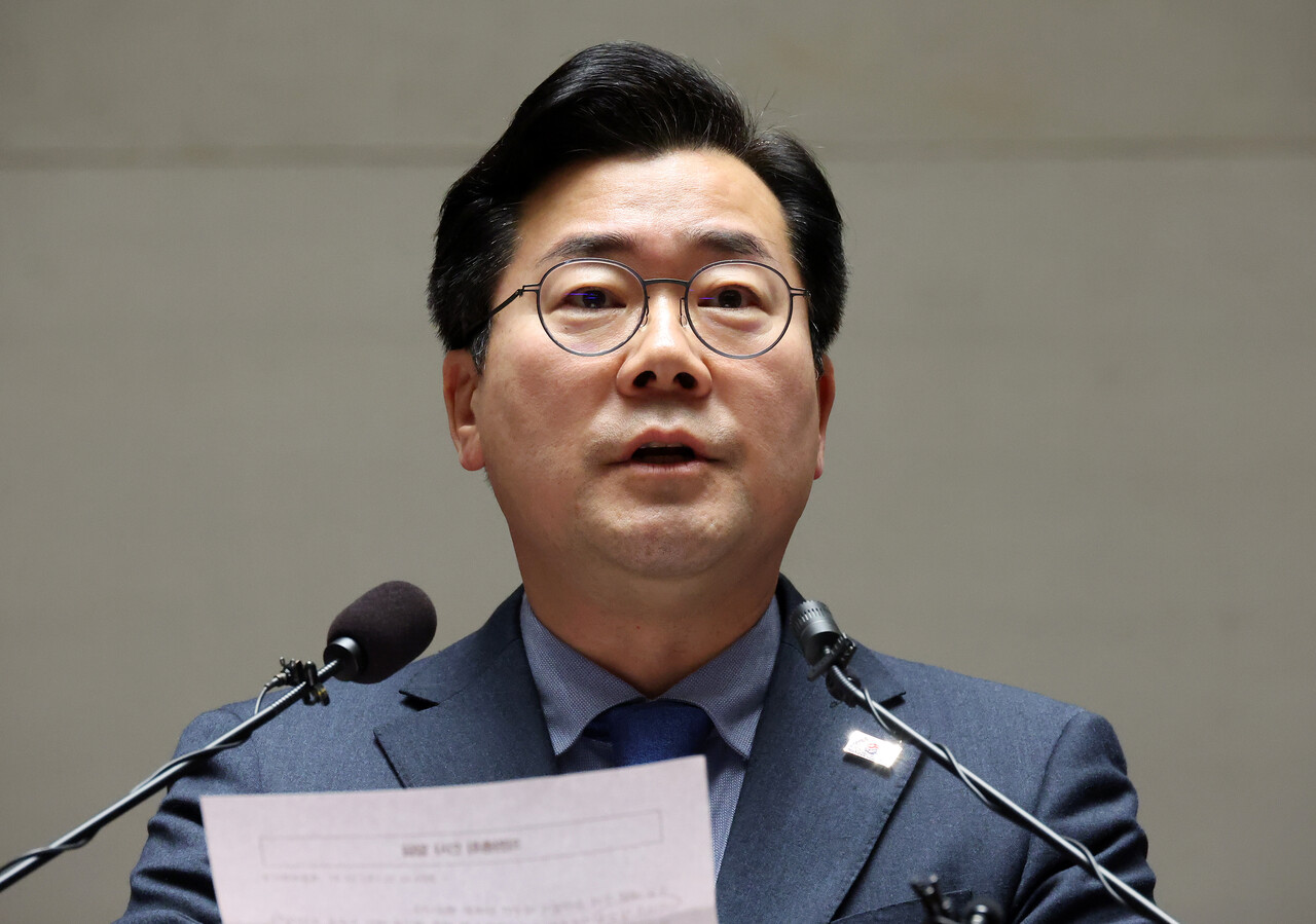 찬대 더불어민주당 원내대표가 12일 오후 서울 여의도 국회에서 열린 의원총회에서 발언하고 있다. /사진=뉴시스