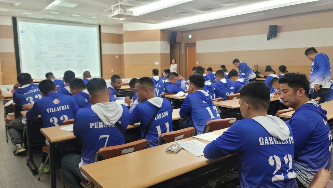 진안군 도착 후 숙소배정과 오리엔테이션 ./사진제공=아시아의친구들 , 이호율