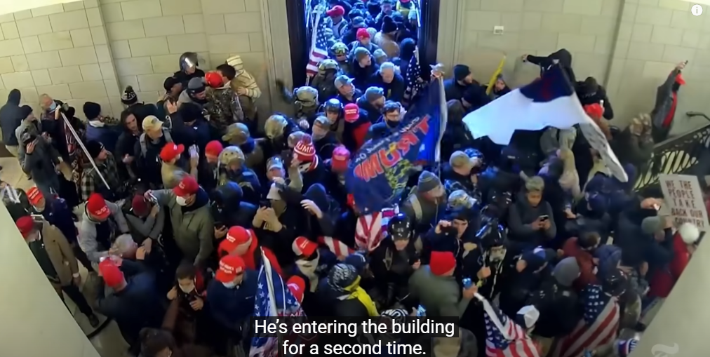 2021년 1월 6일 미국 연방 의사당을 점거한 트럼프 지지자들 / 사진 = NEWYORKTIMES 유튜브 갈무리