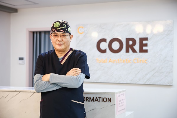 사진 코아의원 이성원 대표원장