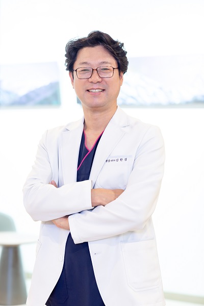 사진 지웰신경외과 김한겸 대표원장