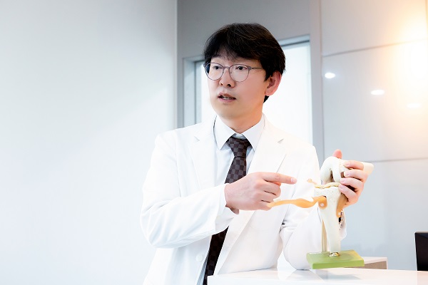 사진 노블정형외과 구자헌 대표원장