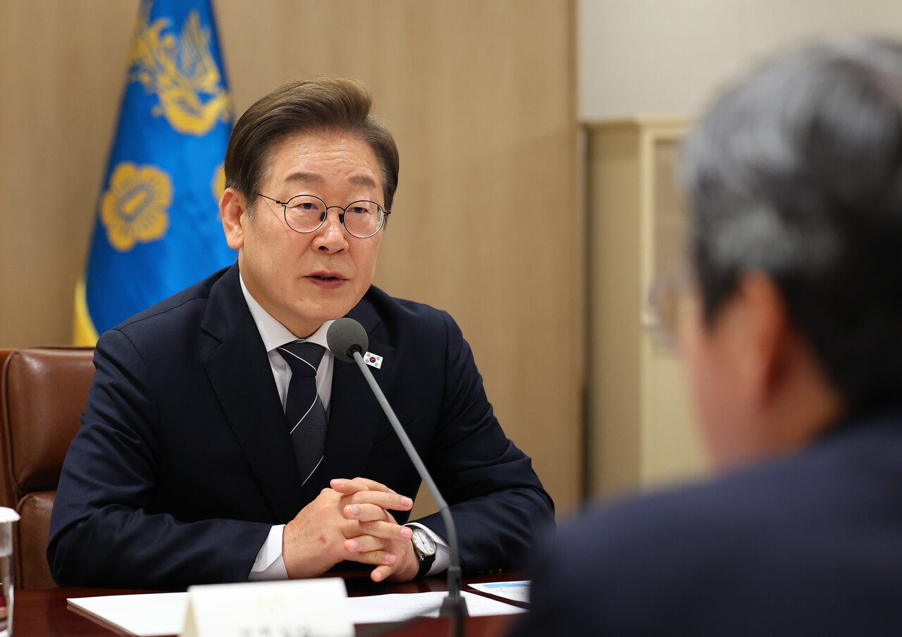 이재명 대통령이 13일 서울 용산 대통령실에서 열린 이스라엘-이란 공습관련 대통령실 안보경제 긴급점검회의에서 발언하고 있다./사진=뉴시스