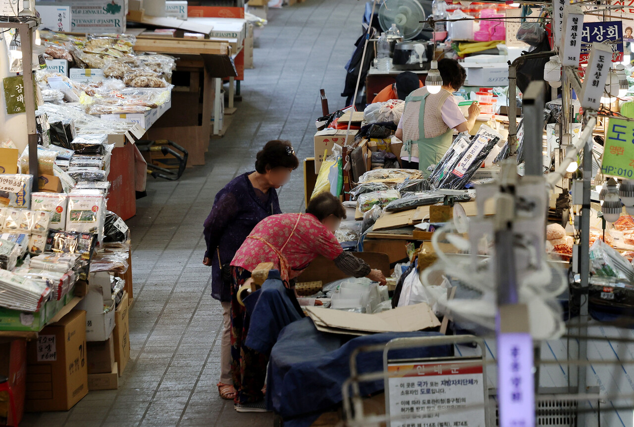 민생회복지원금, 최대 50만 원 차등 지급 검토…추경 규모 20조 원 이상 유력 < 경제/산업 < 기사본문 - 이로운넷