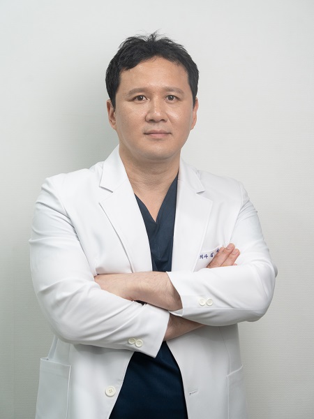 사진 신세계연합의원 김신 대표원장