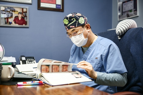 사진 코아의원 이성원 대표원장
