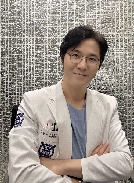 사진 아이세상치과 강동본원 이상언 대표원장
