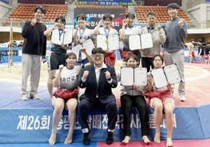 괴산 <b>여자씨름</b>단, 증평인삼배 전 체급 석권 '쾌거'