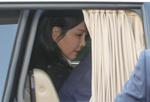 [이로운시선]샤넬 가방·통일교·관저공사·주가조작·공천개입…"김건...