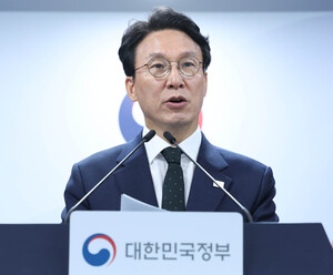 [이로운체크] '보완수사권 폐지' 공은 <b>국회</b>로…검찰개혁 두고 정청래·친...